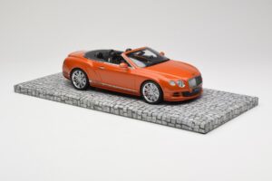 Bentley Continental GT Speed Descapotable Orange Metallic Minichamps 1:18 107139430 Metal - imagen 4 de 6