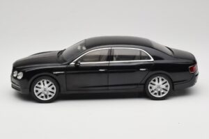 Bentley Flying Spur W12 Onyx Black Kyosho 1:18 08891NX Metal - imagen 4 de 8