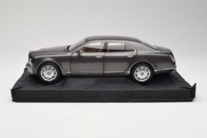 Bentley Mulsanne Brodgar Metallic Minichamps 1:18 BL843 Metal - imagen 4 de 8
