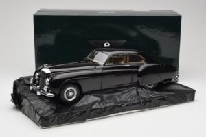 Bentley R-Type Continental Black Metallic Minichamps 1:18 100139420 Metal - imagen 8 de 8