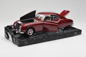Bentley R-Type Continental Tudor Rojo Minichamps 1:18 100139421 Metal - imagen 2 de 8