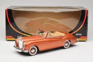 Bentley Type S2 Mulliner Descapotable Tudor Naranja Metálico Solido 1:18 8007 Metal - imagen 8 de 8