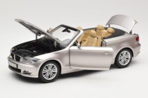 BMW 1 Series E88 Descapotable Mineral Silver Metallic Kyosho 1:18 80430427020 Metal - imagen 2 de 8