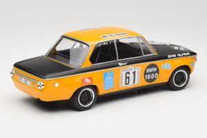 BMW 1600-2 BMW Alpina #61 R. Herzog / N. Lauda DNF 6 Hours Nurburgring 1970 Minichamps 1:18 155702661 Metal - imagen 2 de 6