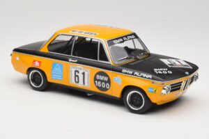 BMW 1600-2 BMW Alpina #61 R. Herzog / N. Lauda DNF 6 Hours Nurburgring 1970 Minichamps 1:18 155702661 Metal - imagen 4 de 6