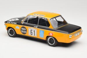 BMW 1600-2 BMW Alpina #61 R. Herzog / N. Lauda DNF 6 Hours Nurburgring 1970 Minichamps 1:18 155702661 Metal - imagen 5 de 6