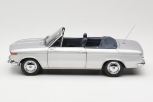 BMW 1600 Cabriolet Plata Minichamps 1:18 80430145819 Metal - imagen 4 de 8