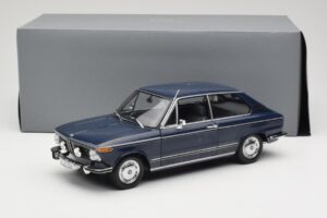 BMW 1600 Touring Azul Minichamps 1:18 80430145823 Metal - imagen 8 de 8