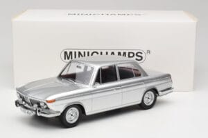 BMW 1800 Ti Plata Minichamps 1:18 107024000 Resina - imagen 6 de 6