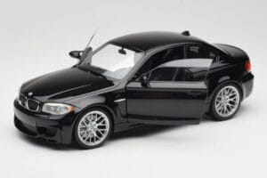 BMW 1M Coupe E82 Black Metallic Minichamps 1:18 110020021 Metal - imagen 2 de 8