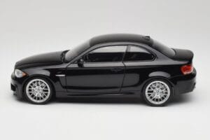 BMW 1M Coupe E82 Black Metallic Minichamps 1:18 110020021 Metal - imagen 4 de 8