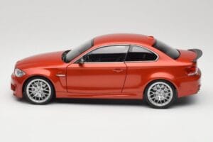 BMW 1M Coupe E82 Sakhir Orange Metallic Minichamps 1:18 110020020 Metal - imagen 4 de 8