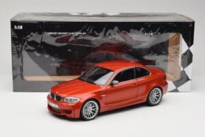 BMW 1M Coupe E82 Sakhir Orange Metallic Minichamps 1:18 110020020 Metal - imagen 8 de 8