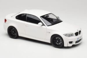 BMW 1M Coupe E82 Blanco Minichamps 1:18 110020022 Metal - imagen 6 de 8