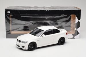 BMW 1M Coupe E82 Blanco Minichamps 1:18 110020022 Metal - imagen 8 de 8