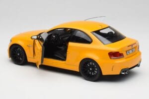 BMW 1M Coupe E82 Amarillo Minichamps 1:18 110020026 Metal - imagen 5 de 8