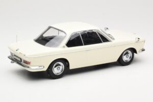 BMW 2000 CS Coupe Crema KK-Scale 1:18 KKDC180121 Metal - imagen 2 de 6