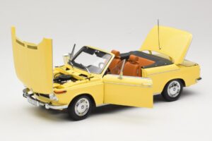 BMW 2002 Cabriolet Verde Brillante Minichamps 1:18 80430145820 Metal - imagen 2 de 8