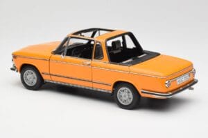 BMW 2002 E10 Cabriolet Colorado Naranja AUTOart 1:18 80430300713 Metal - imagen 7 de 8