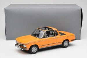 BMW 2002 E10 Cabriolet Colorado Naranja AUTOart 1:18 80430300713 Metal - imagen 8 de 8