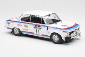 BMW 2002 #11 A. Warmbold / J. Todt RAC Rally 1973 IXO 1:18 18RMC164 Metal - imagen 4 de 6