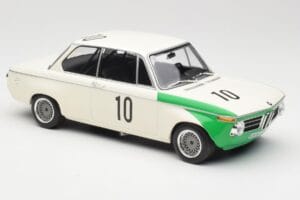 BMW 2002 Tii E10 #10 H. Hahne / D. Quester Winners Nurburgring 1968 Minichamps 1:18 155682710 Metal - imagen 4 de 6