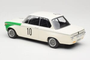 BMW 2002 Tii E10 #10 H. Hahne / D. Quester Winners Nurburgring 1968 Minichamps 1:18 155682710 Metal - imagen 5 de 6