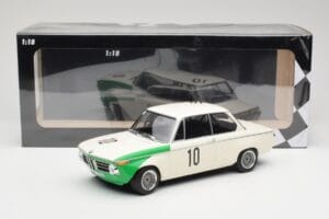 BMW 2002 Tii E10 #10 H. Hahne / D. Quester Winners Nurburgring 1968 Minichamps 1:18 155682710 Metal - imagen 6 de 6
