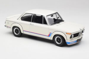 BMW 2002 Tii Turbo Alpine White Minichamps 1:18 155026200 Metal - imagen 4 de 6