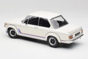 BMW 2002 Tii Turbo Alpine White Minichamps 1:18 155026200 Metal - imagen 5 de 6