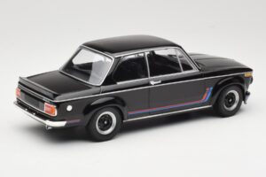 BMW 2002 Turbo Negro Minichamps 1:18 155026204 Metal - imagen 2 de 6