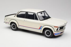 BMW 2002 Turbo E10 Chamonix Blanco Otto 1:12 G077 Resina - imagen 3 de 5