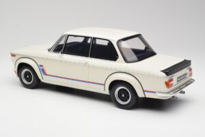 BMW 2002 Turbo E10 Chamonix Blanco Otto 1:12 G077 Resina - imagen 4 de 5