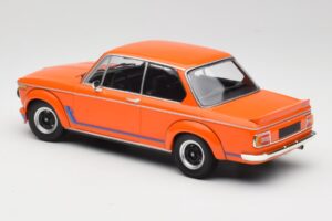 BMW 2002 Turbo Naranja Minichamps 1:18 155026202 Metal - imagen 5 de 6