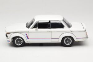 BMW 2002 Turbo E10 Blanco Anson 1:18 30393 Metal - imagen 4 de 8