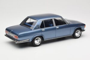 BMW 2500 E3 Blue Metallic BoS Models 1:18 BOS030 Resina - imagen 2 de 6