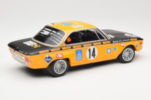 BMW 2800 CS BMW Alpina #14 H. Kelleners / G. Huber Winners 24 Hours of Spa 1970 Minichamps 1:18 155702714 Metal - imagen 2 de 6