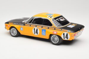 BMW 2800 CS BMW Alpina #14 H. Kelleners / G. Huber Winners 24 Hours of Spa 1970 Minichamps 1:18 155702714 Metal - imagen 5 de 6