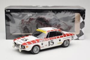 BMW 2800 CS E9 #15 Team Marabout Gaye / S. Braillard 24 Hours of Spa 1972 Minichamps 1:18 155722715 Metal - imagen 6 de 6