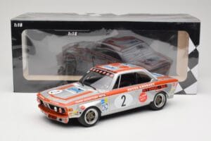 BMW 2800 CS E9 #2 Team Schnitzer J. Fitzpatrick / H. Heyer Winners Grand Prix Touring Cars Nurburgring 1972 Minichamps 1:18 1 - imagen 6 de 6