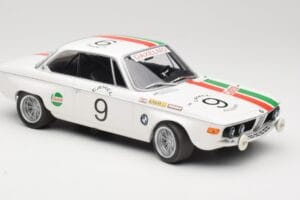 BMW 2800 CS E9 #9 Castrol BMW T. Moorkens / E. Haxhe 24 Hours of Spa 1971 Minichamps 1:18 155712709 Metal - imagen 4 de 6