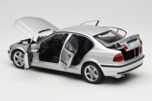 BMW 3 Series E46 Plata UT Models 1:18 80439421535 Metal - imagen 5 de 8