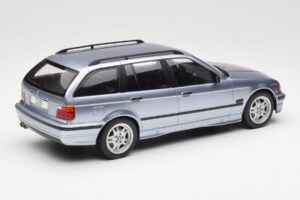 BMW 3 Series E36 Touring Blue Metallic MCG 1:18 MCG18365 Metal - imagen 2 de 6