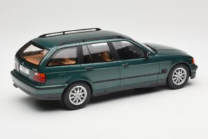 BMW 3 Series E36 Touring Green Metallic MCG 1:18 MCG18366 Metal - imagen 2 de 6