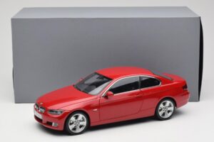 BMW 3 Series E92 Rojo Kyosho 1:18 80430407219 Metal - imagen 8 de 8