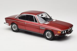 BMW 3.0 CSi E9 Red Metallic Minichamps 1:18 155028031 Metal - imagen 4 de 6