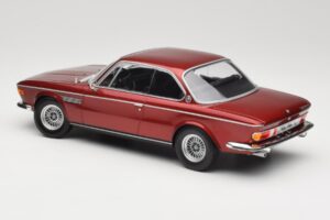 BMW 3.0 CSi E9 Red Metallic Minichamps 1:18 155028031 Metal - imagen 5 de 6