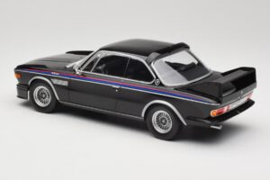 BMW 3.0 CSL E9 Negro Minichamps 1:18 155028134 Metal - imagen 5 de 6