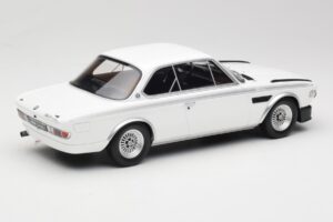 BMW 3.0 CSL E9 Chamonix White Otto 1:18 OT1145 Resina - imagen 2 de 6