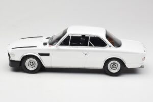 BMW 3.0 CSL E9 Chamonix White Otto 1:18 OT1145 Resina - imagen 3 de 6